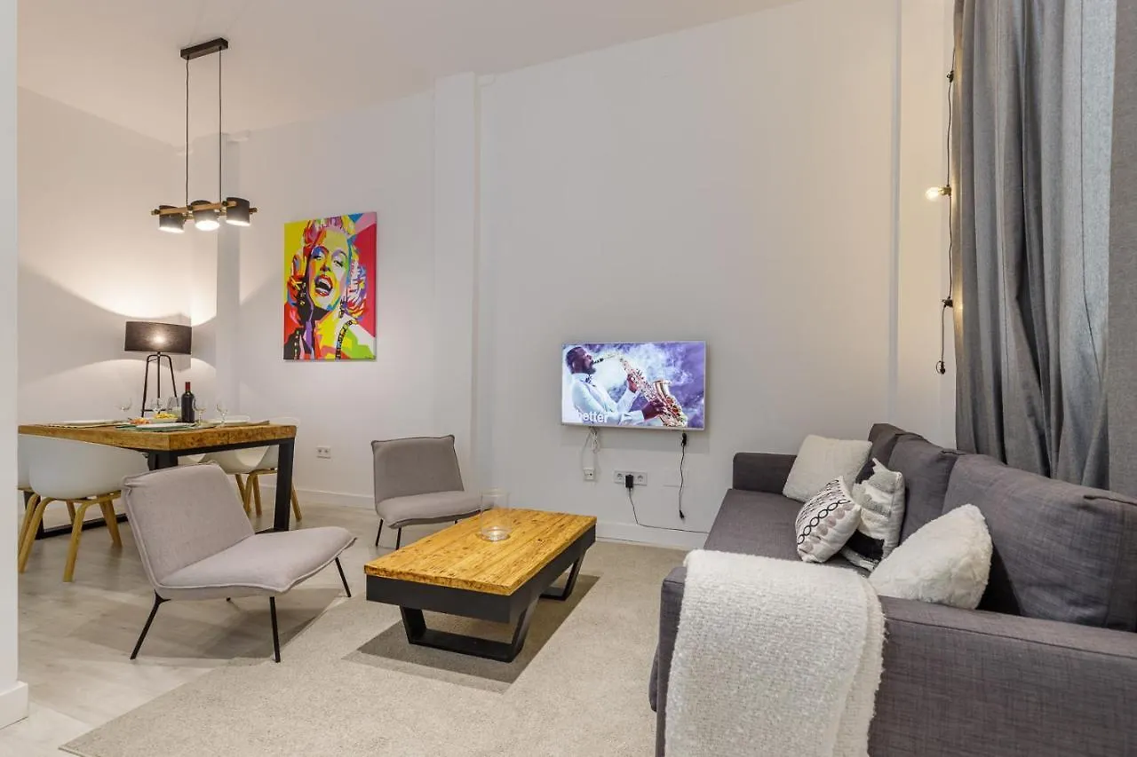 Apartamentos Tribuna Малага 0*,  Испания