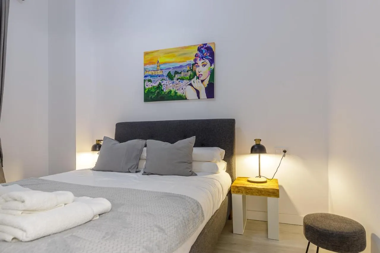 Apartamentos Tribuna Malaga