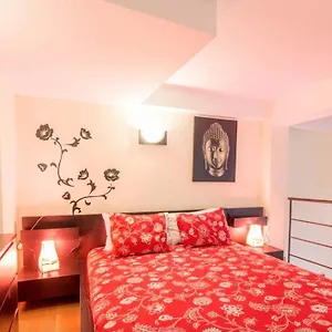 amazing-apartments-malaga-center.hotelsinnerja.org/