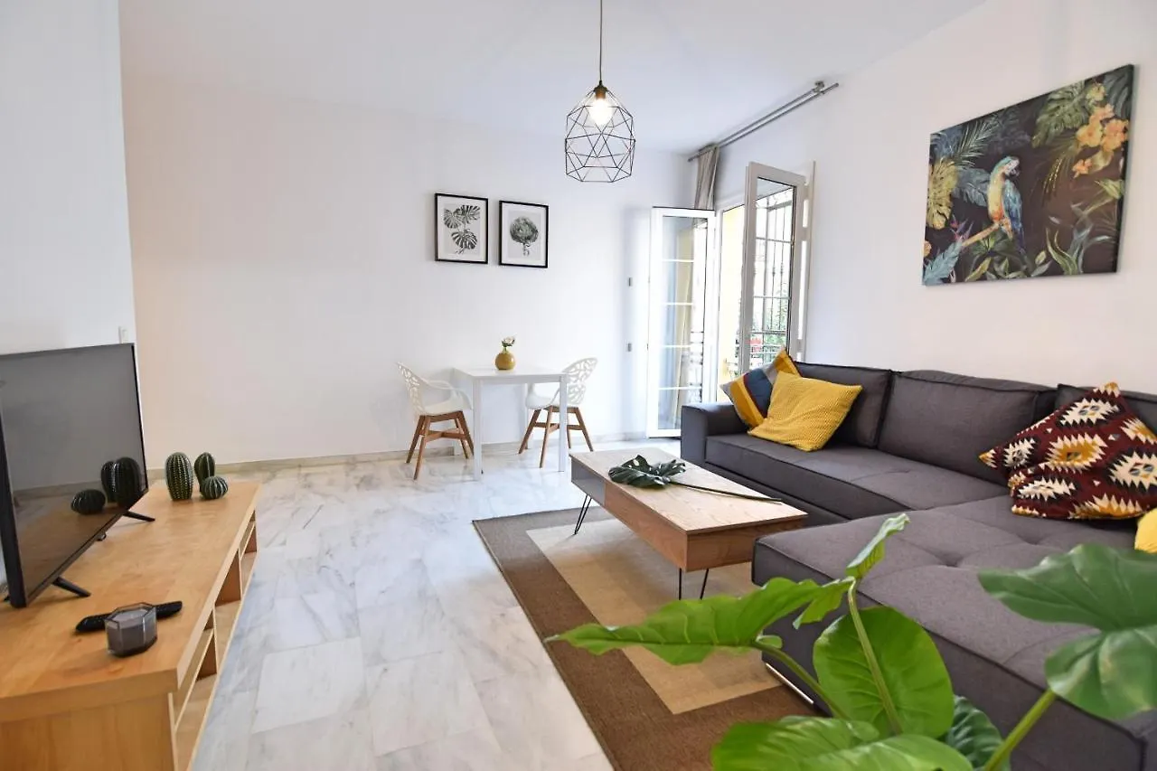 Apartamentos Tribuna Malaga 0*,