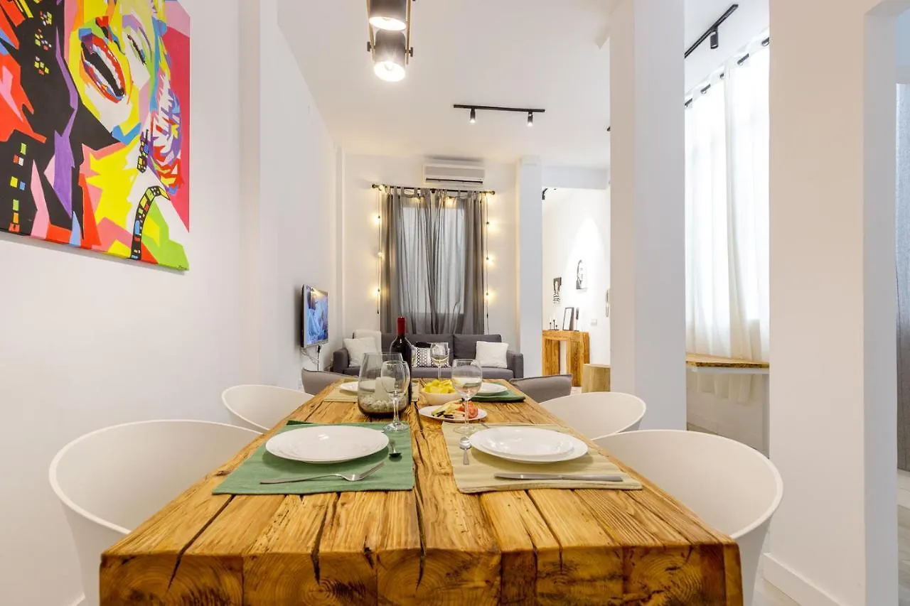 Apartamentos Tribuna Malaga Spain